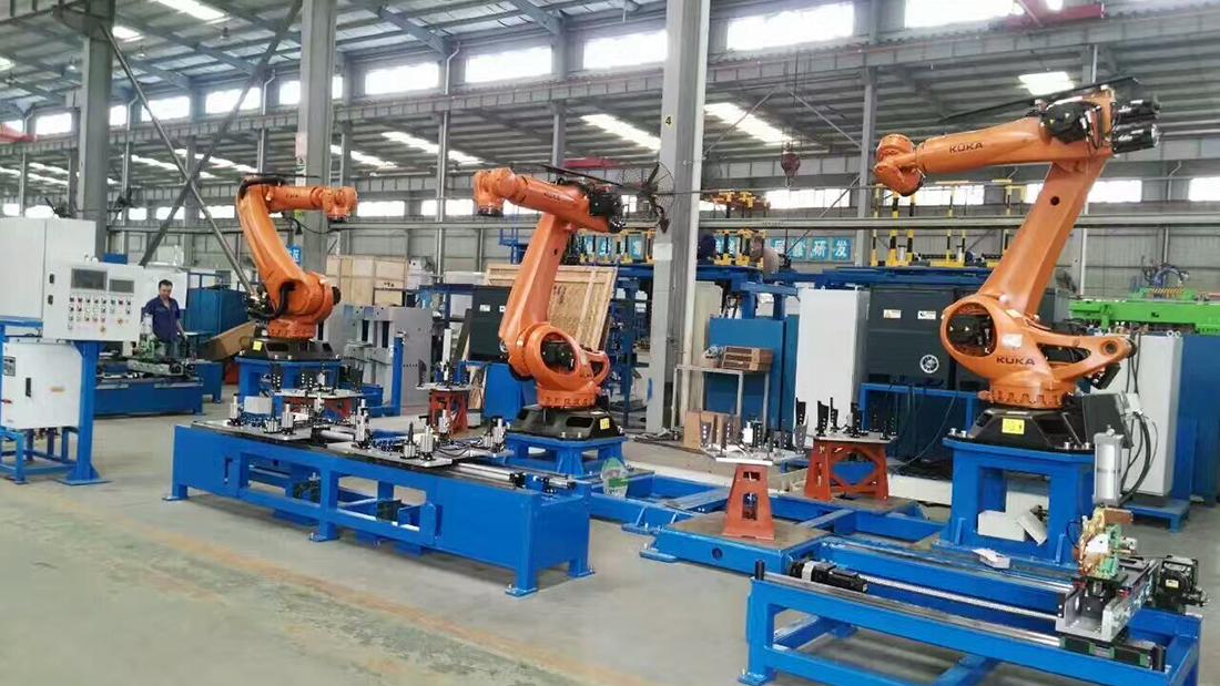 焊接機器人生產現場